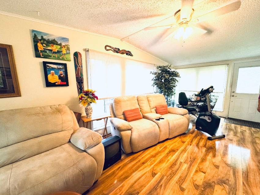 1418 Deverly Drive a Lakeland, FL Mobile or Manufactured Home for Sale